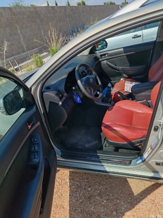 Toyota Avensis 2009