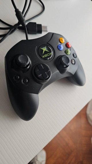 Consola Xbox Classic Negra y Verde