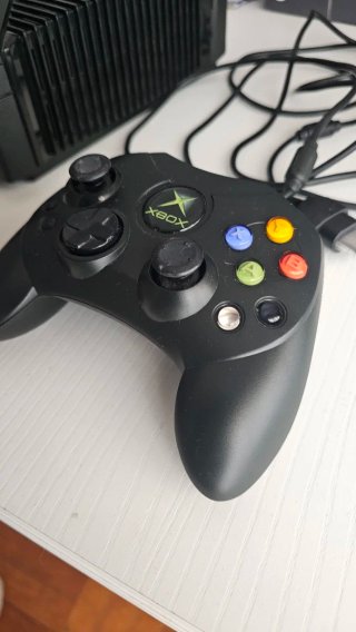 Consola Xbox Classic Negra y Verde