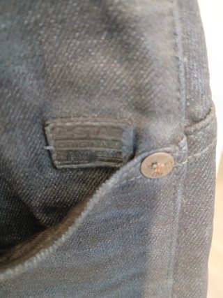 Vaqueros G-Star RAW encerrados. Talla W33/L32