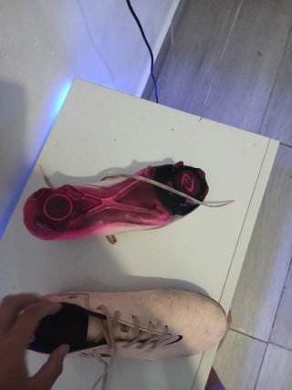Botas de fútbol Nike Phantom rosas T40