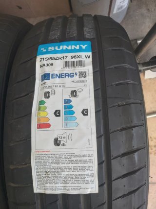 Juego 2 Neumáticos Sunny 215/55ZR17 98XL W