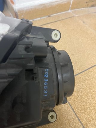 Faro delantero Golf V