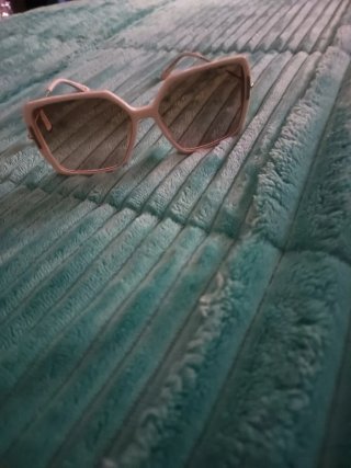 Gafas de sol Tom Ford blancas y doradas