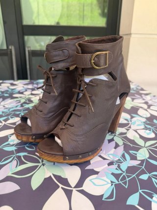 Botines sandalia piel marrón 38