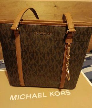 Bolso Michael Kors Monogram Marrón y Beige