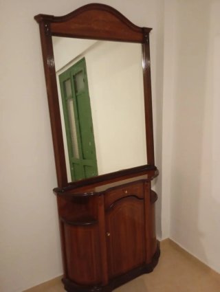 Entradita de madera con espejo