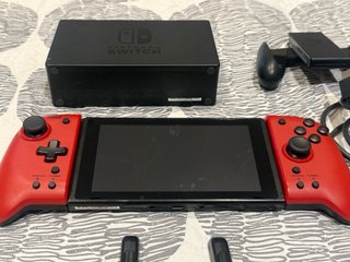 Nintendo Switch V2 Roja