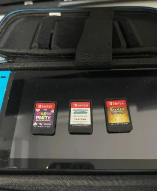 Nintendo Switch + 3 juegos