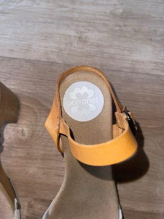 Sandalias Porronet Cuña Marrón y Blanco