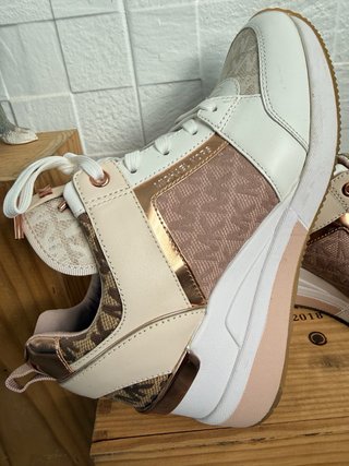 Zapatillas Michael Kors Blancas y Rosas