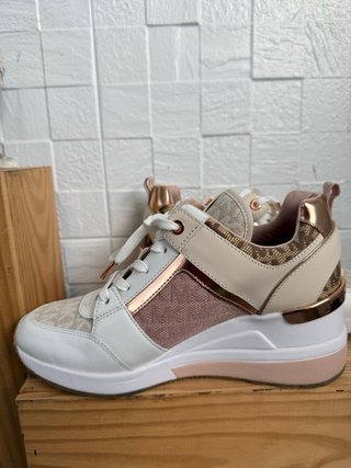 Zapatillas Michael Kors Blancas y Rosas