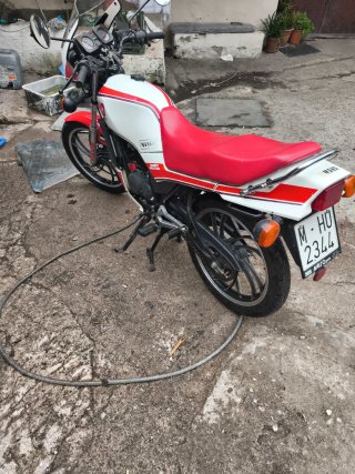 Yamaha RD 80