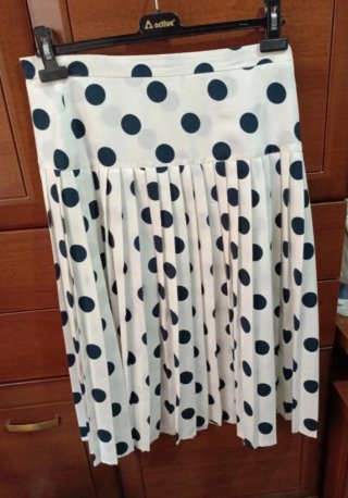 Falda plisada a lunares talla 46