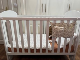 Cuna blanca madera + colchón antiasfixia