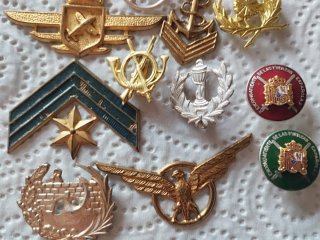 Insignias Militares Variadas
