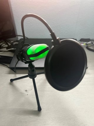 Micrófono USB RGB Gaming con Soporte