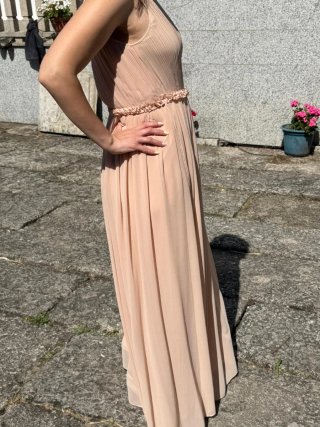 Vestido largo rosa para eventos