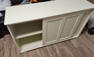Cómoda recibidor/mesa TV beige/ mueble auxiliar.