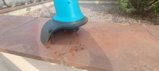 Cortabordes eléctrico Gardena