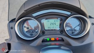 Piaggio MP3 Sport 300 Gris/Negro carné B