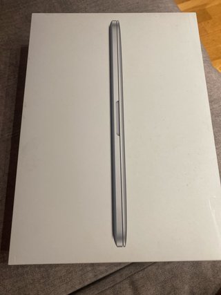Caja MacBook Pro 13