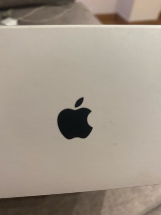 Caja MacBook Pro 13