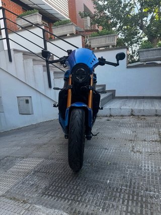 Yamaha XSR 900 Azul/Dorado - Mayo 2023
