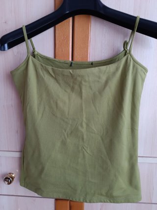 Camiseta verde tirantes