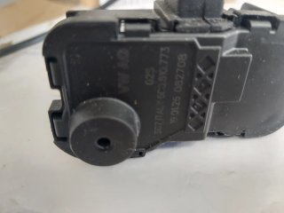 Actuador tapa gasolina Polo
