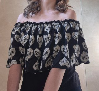 Top Verano Mujer con corazones blanco y negro