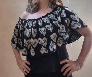 Top Verano Mujer con corazones blanco y negro