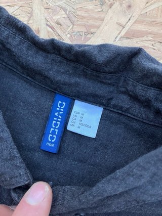 Camisa H&M gris manga corta M