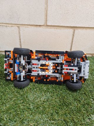 Lego Technic Ford F-150 Raptor Arancione 42126