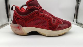 Jordan Low Liet Up Rojo