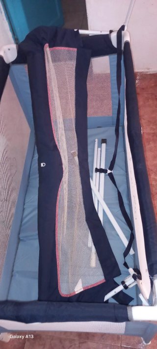 Cuna de viaje plegable