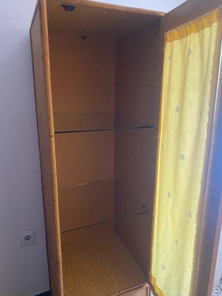 Mueble de bambú y mimbre