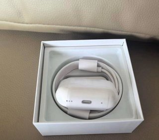 AirPods Pro 2ª Gen Carga USB-C