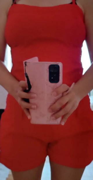 Mono rojo tirantes