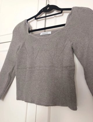 Jersey gris escote talla M