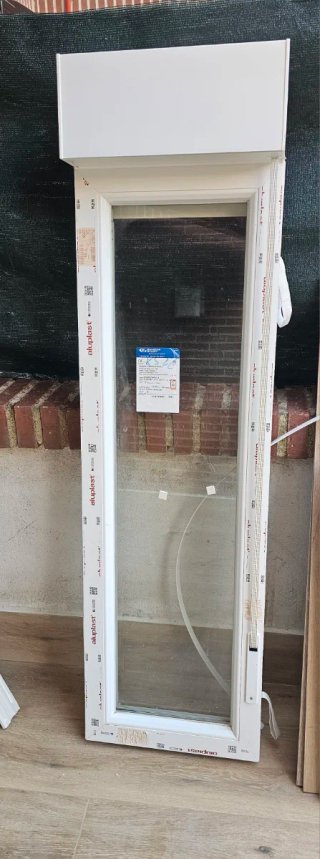 Ventana de PVC blanca