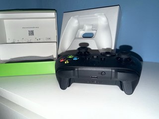 Mando Xbox Carbon Black Inalámbrico