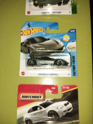 Hotwheels Ferrari F40, SF90 Stradale, Matchbox BMW
