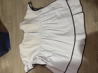 Blusa Zara blanca con volantes