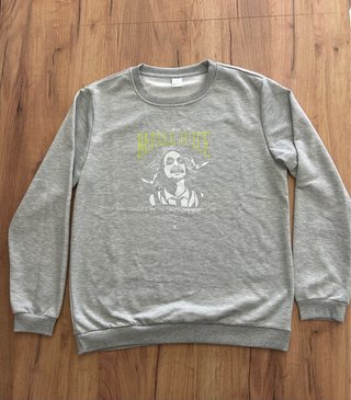 Sudadera de Beetlejuice talla S sin estrenar