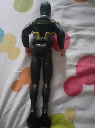 Muñeco buceador con aletas