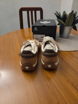 Converse run star trainer