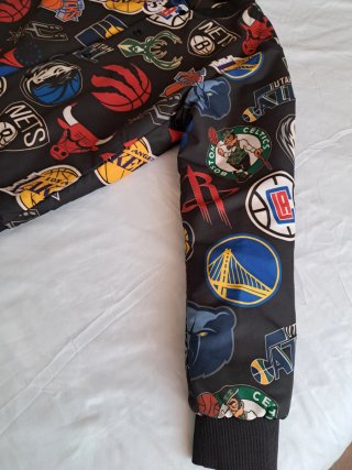 Chaqueta NBA Escudos