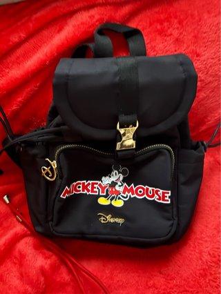 Mochila Negra Mickey Mouse Disney Dorada