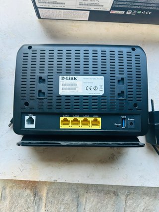Router Modem D-Link Wireless N300 ADSL2+